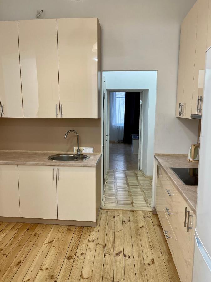Avangard Passage Kryva Lypa Apartment Lviv Bagian luar foto