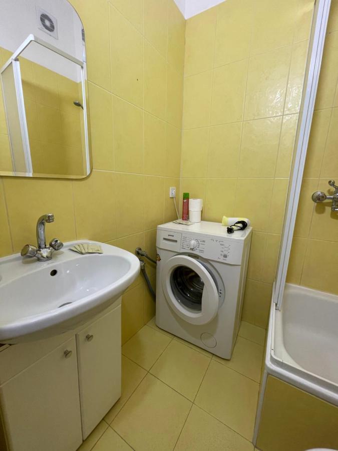 Avangard Passage Kryva Lypa Apartment Lviv Bagian luar foto